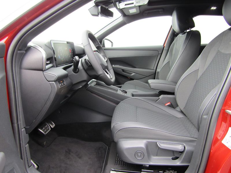 Volkswagen T-Roc R-Line 1,5 eTSI 110 kW 7DSG - fotka 19 z 30