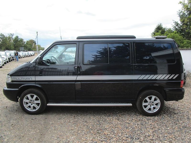 Volkswagen Multivan 2,5TDI-111KW - NOVÁ STK - fotka 4 z 22
