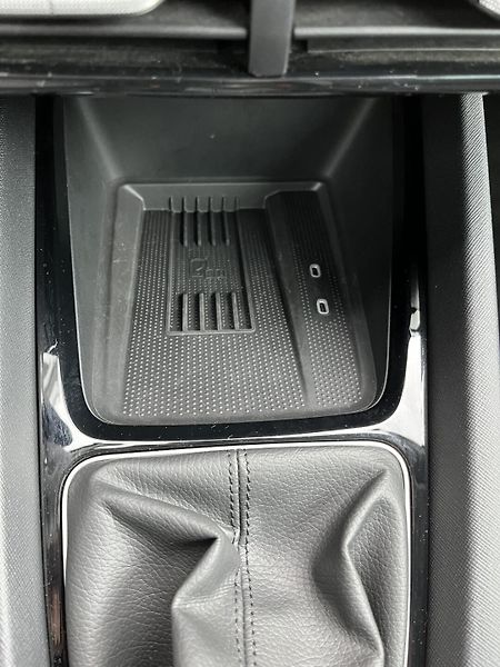 Škoda Octavia 2.0TDi 85kW Selection - fotka 15 z 23