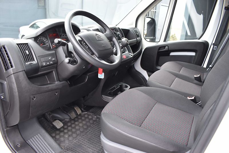 Citroën Jumper 2.2 BHDi 103kW L2H2*DPH*ČR 1.M - fotka 7 z 22