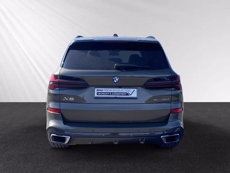 BMW X5 xDrive30d M-Sport HuD 360 Pano - fotka 5 z 14