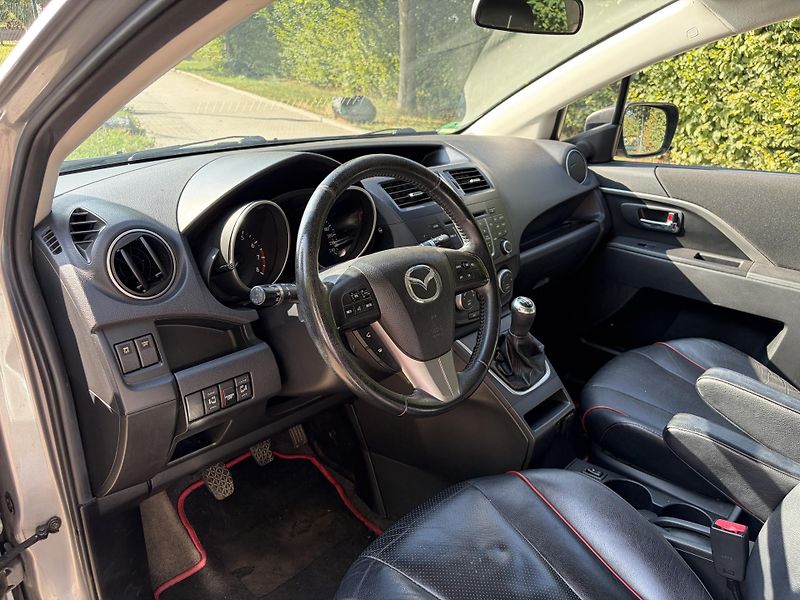 Mazda 5 2.0 Sports-Line - fotka 21 z 28