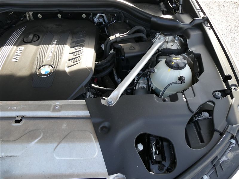 BMW X3 3,0 xDrive30d M-SPORT,2x kola - fotka 42 z 54