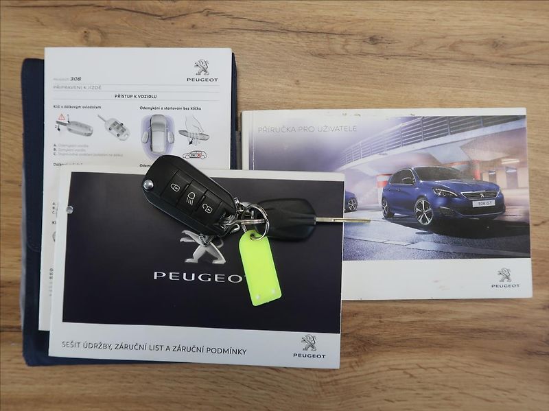 Peugeot 308 2,0 BHDi,110kW,NovéČR,DPH - fotka 23 z 23