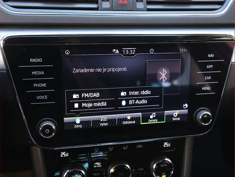 Škoda Superb (2021) Ambition 1.5 TSI, Automat - fotka 19 z 22