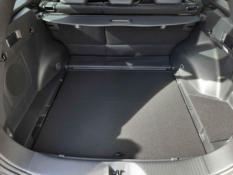 Subaru E-Outback (2026) Executive 75 kWh AWD 280 kW - fotka 36 z 52