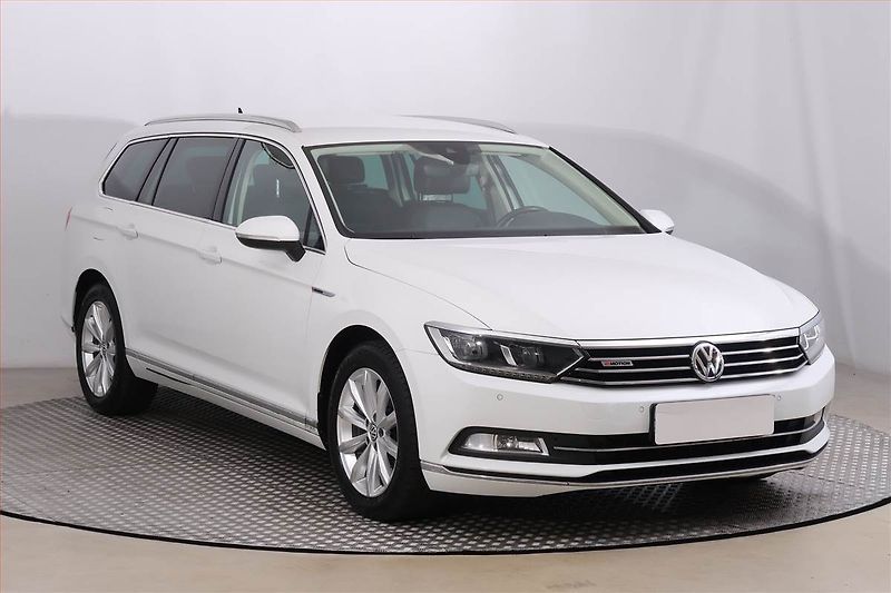 Volkswagen Passat (2016) Highline 2.0 TDI, 4X4 - fotografie inzerátu