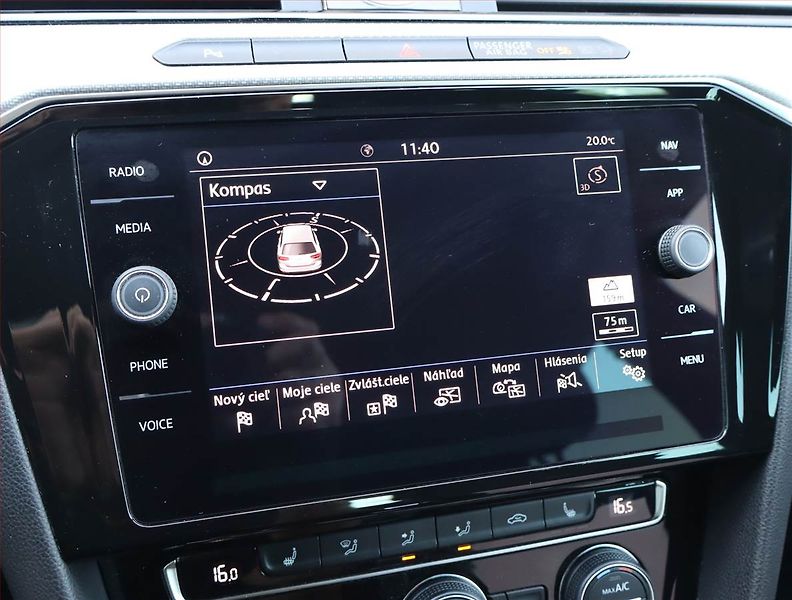 Volkswagen Passat (2018) R-Line 2.0 TDI, Automat, Kůže - fotka 13 z 22