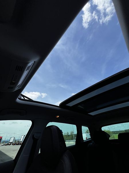 Škoda Karoq 2.0TDI 110kW Style+ Panoram TZ - fotka 8 z 28
