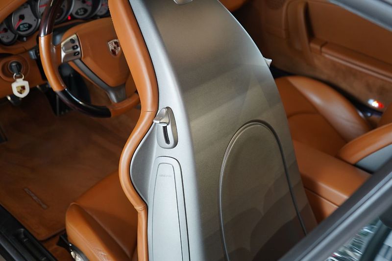 Porsche 911 Carrera S, Manuál, Bose, Navi - fotka 28 z 40