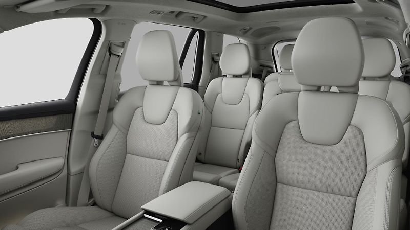 Volvo XC90 (2026) T8 AWD AUT RECHARGE DARK PLUS - fotka 11 z 14