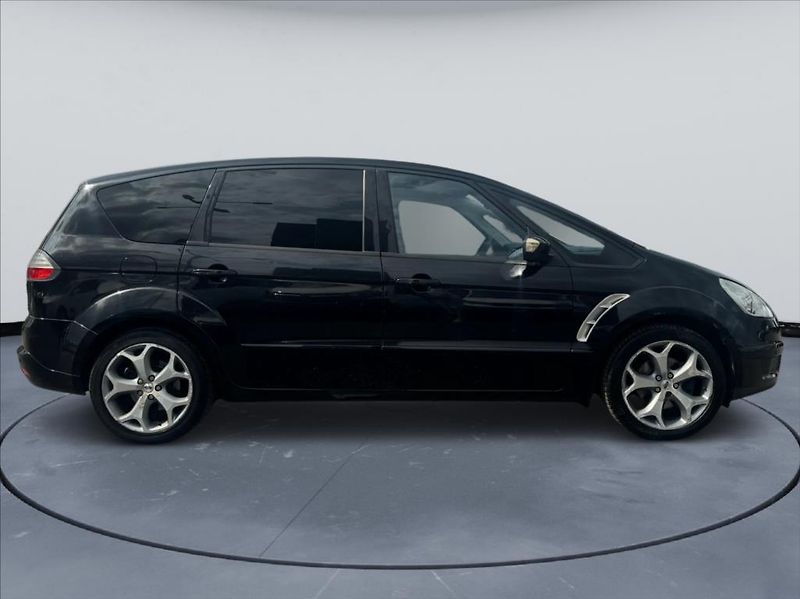 Ford S-MAX 2,0 TDCi - fotka 4 z 19