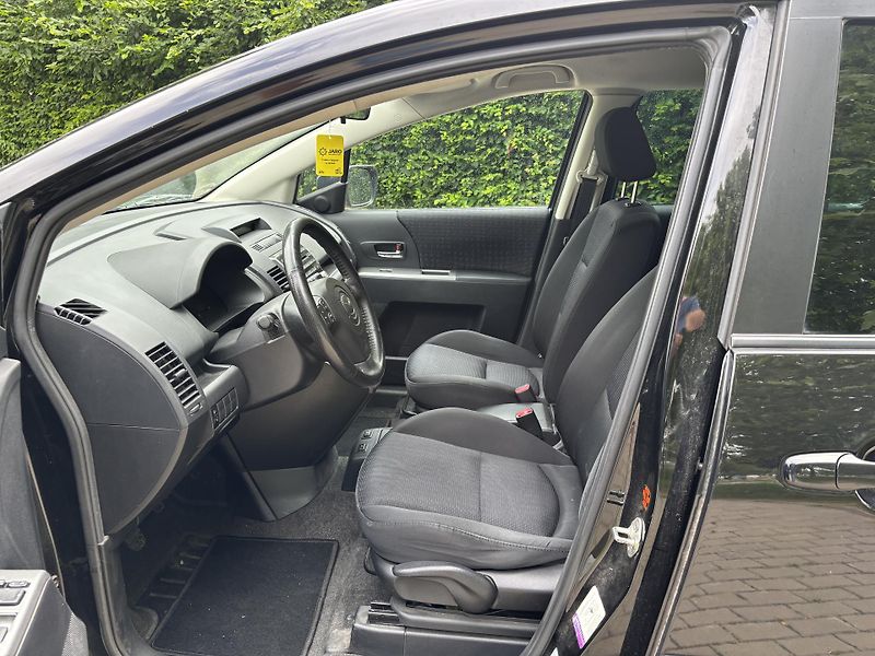 Mazda 5 2.0 Active - fotka 18 z 30