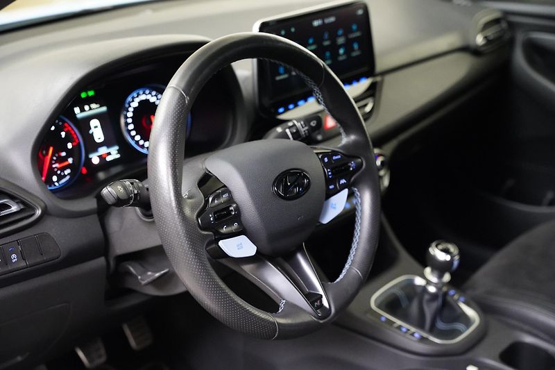 Hyundai i30 - fotka 15 z 26