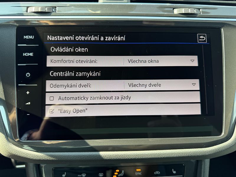 Volkswagen Tiguan R-Line 2,0 TSi/180kW 4x4 DSG - fotka 36 z 114