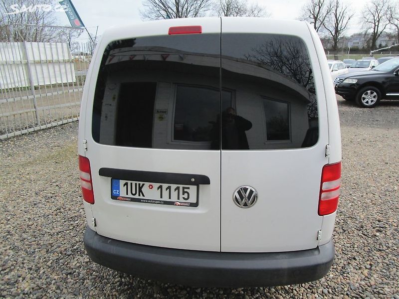 Volkswagen Caddy 1,6TDi-75KW- NOVÁ STK+SERVISKA - fotka 6 z 28