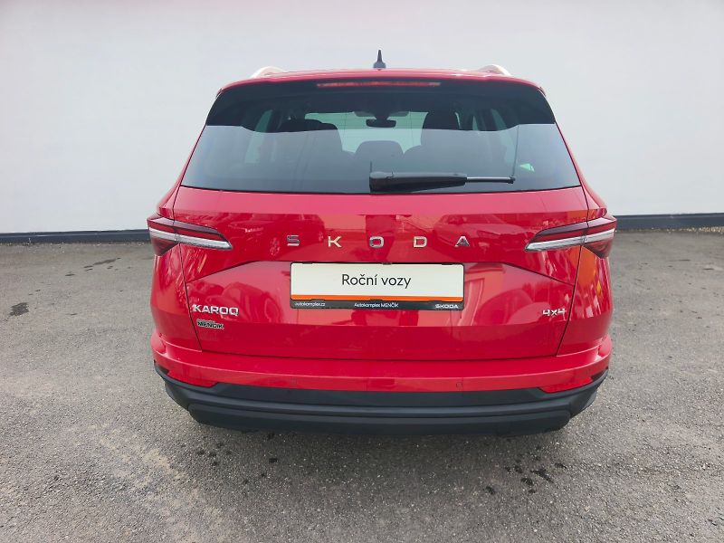 Škoda Karoq (2025) TOP SELECT TD 110/2.0 A7A 4x4 - fotka 33 z 35