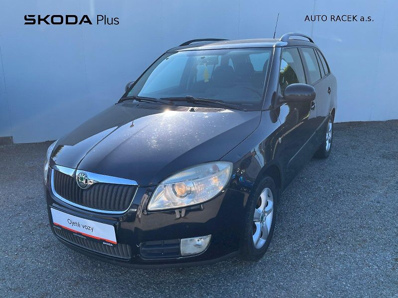 Škoda Fabia (2021) 1.4 16V Ambiente Combi - fotka 1 z 21