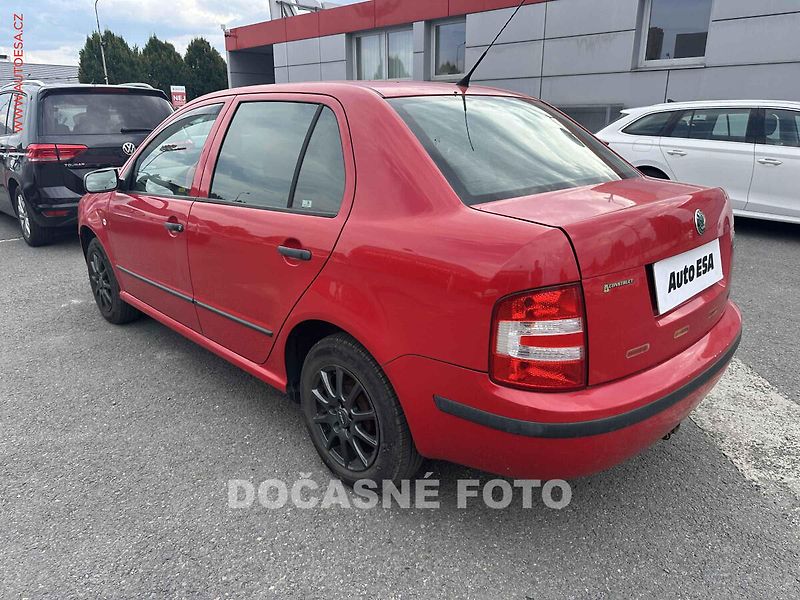Škoda Fabia (2007) 1.2i sedan, 2.maj,ČR, AC - fotka 2 z 3