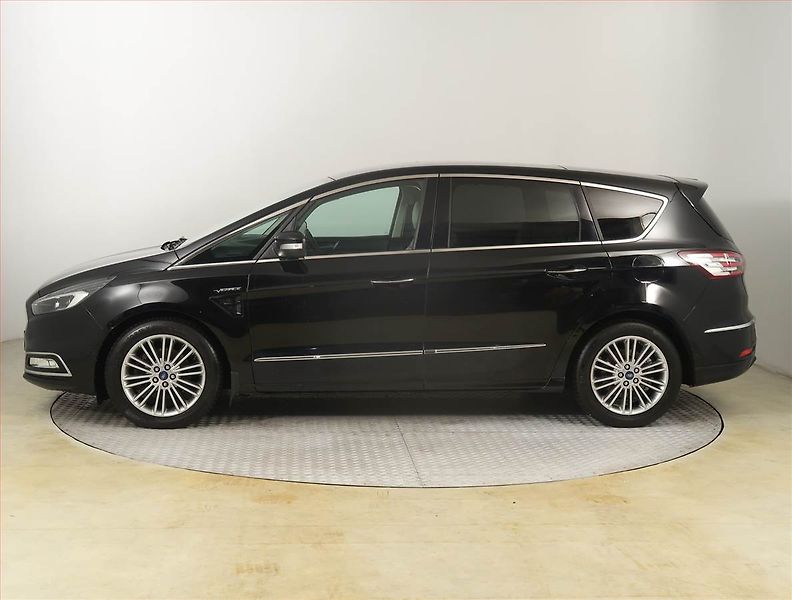 Ford S-MAX (2017) Vignale 2.0 EcoBoost, Automat - fotka 3 z 30