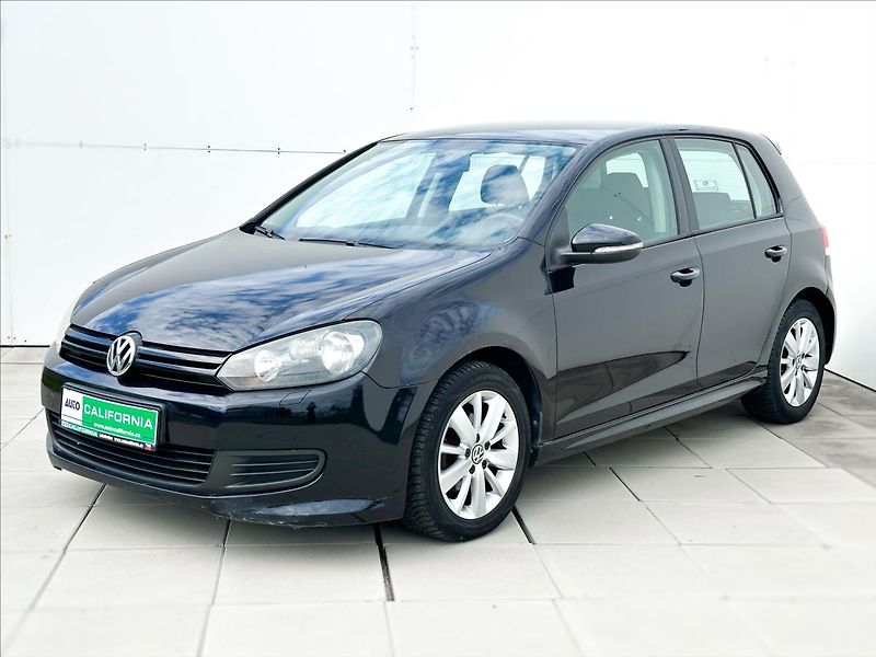 Volkswagen Golf 1,6 TDi Klima,Alu,Serviska - fotografie inzerátu