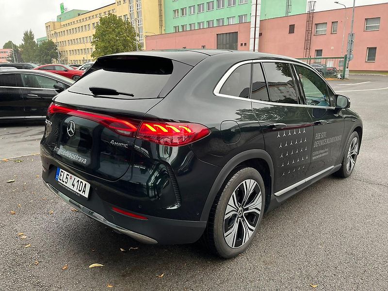 Mercedes-Benz EQE 350 4MATIC SUV demo - fotka 5 z 13