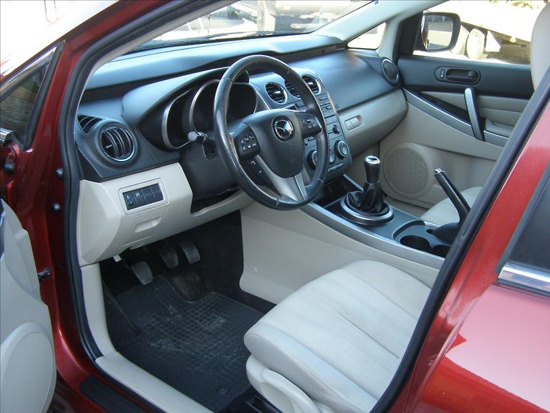 Mazda CX-7 2,2   4x4 162000km - fotka 9 z 27
