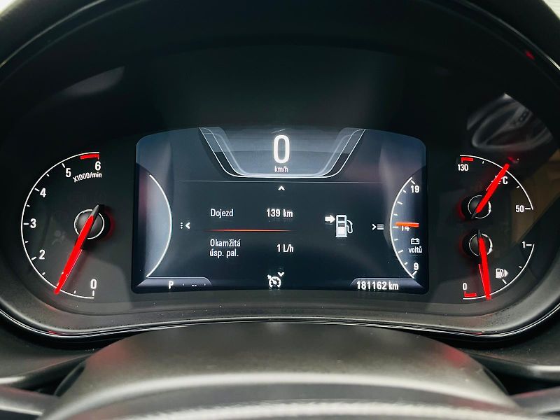 Opel Insignia 2.0CDTi 4x4 AUTOMAT SERVISKA - fotka 44 z 53