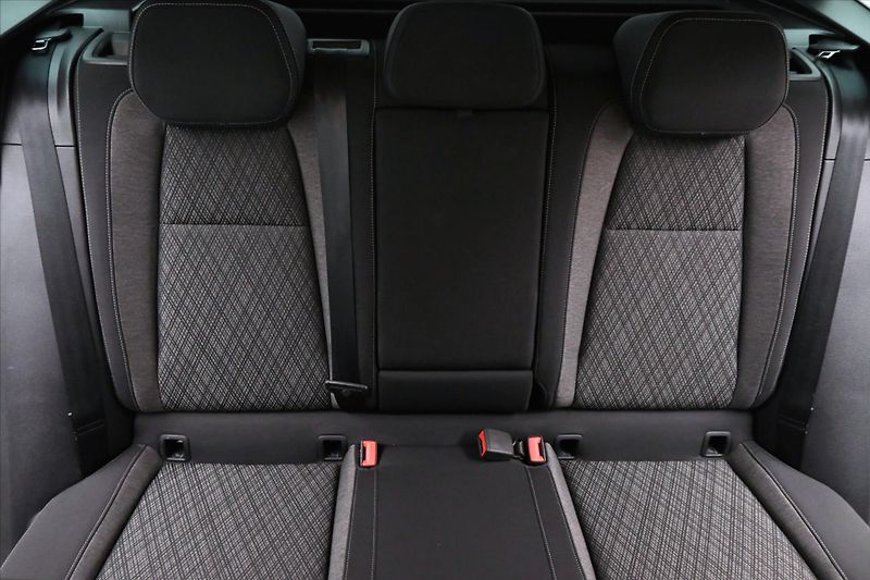 Škoda Karoq 1,5 TSI 110 kW STYLE Záruka až - fotka 27 z 30