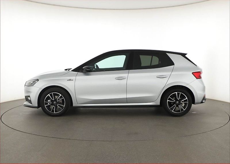 Škoda Fabia (2025) 1.0 TSI, MONTE CARLO, KEYLESS - fotka 3 z 18