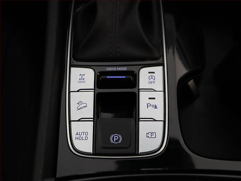 Hyundai Tucson (2020) 1.6 T-GDI 48V MHEV, Automat - fotka 17 z 22