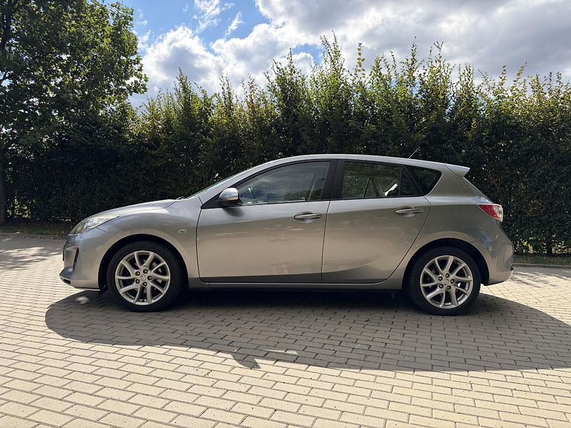 Mazda 3 2.0 Sport Edition - fotka 5 z 32