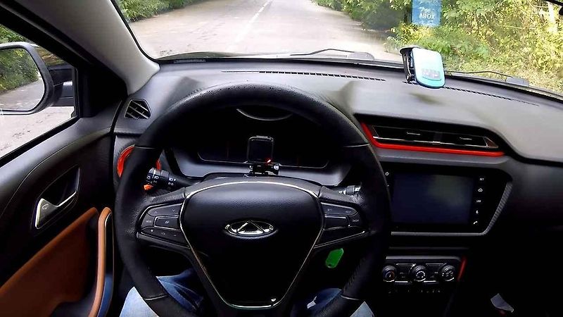 Čínské Chery Tiggo 2 v testu zrovna neuspělo. Autu se zlomil plynový pedál.