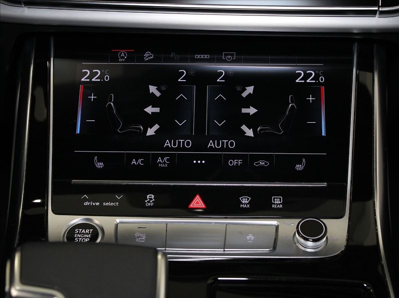 Audi Q7 3,0 50TDi S-Line 63tkm. ČR - fotka 16 z 32