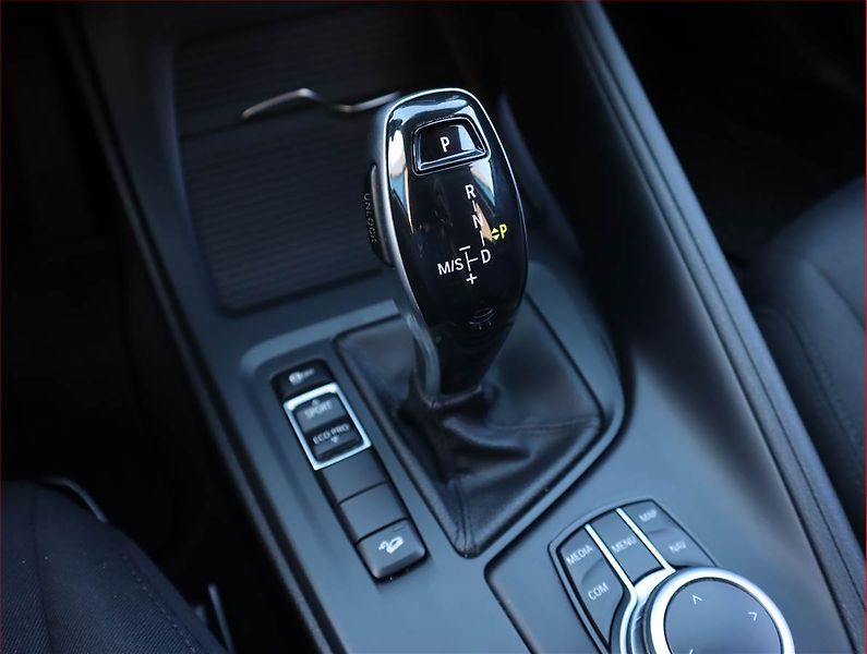 BMW X1 (2022) Advantage xDrive18d, 4X4 - fotka 13 z 23