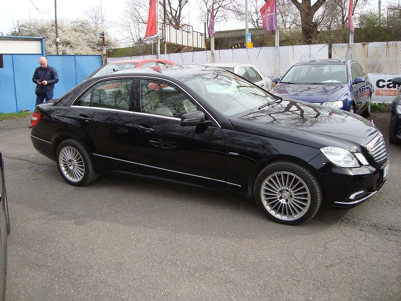 Mercedes-Benz Třídy E (2009) 250CDi,AUT,ČR, 1.Maj.Servis.kn - fotka 8 z 52