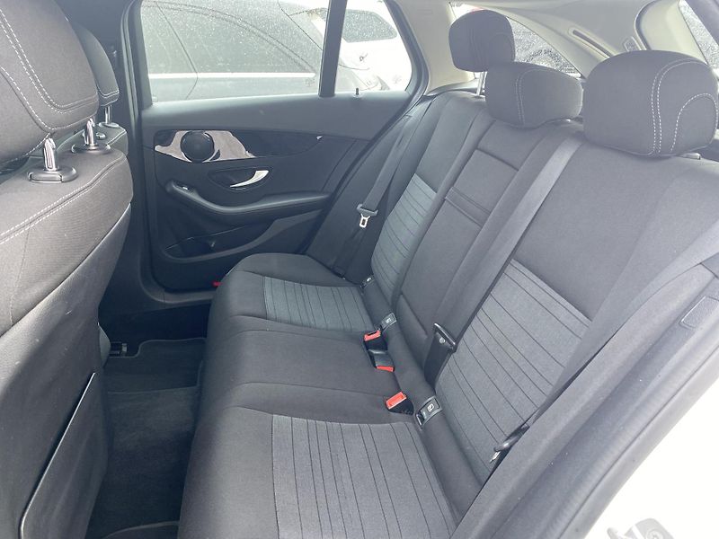 Mercedes-Benz Třídy C C 200d kombi automat - fotka 14 z 27