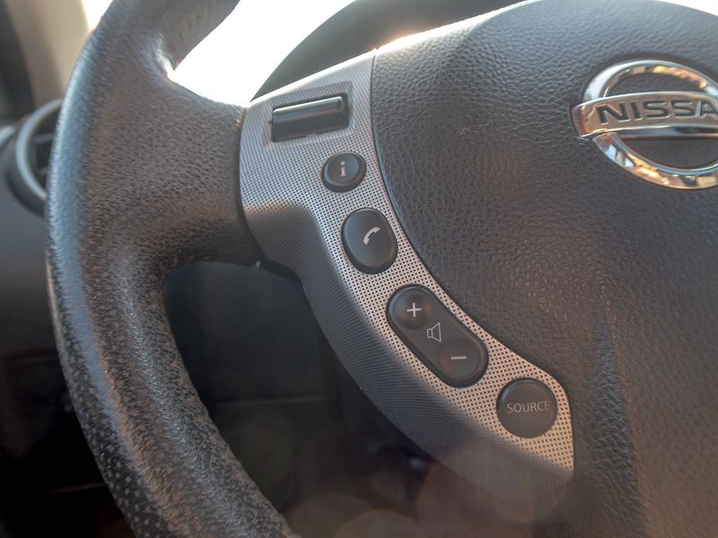 Nissan Qashqai (2008) 1.6i 16V 84KW PANO – 2x ALU - fotka 15 z 45