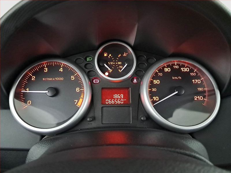 Peugeot 207 (2007) 1.4, ČR,1.maj, nová STK - fotka 11 z 16