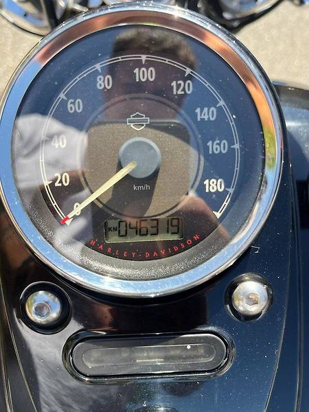Harley-Davidson FXDWGI Dyna Wide Glide (2012) - fotka 16 z 16