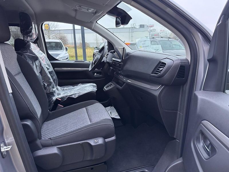 Toyota ProAce 2.0 Family, L1 - fotka 15 z 16