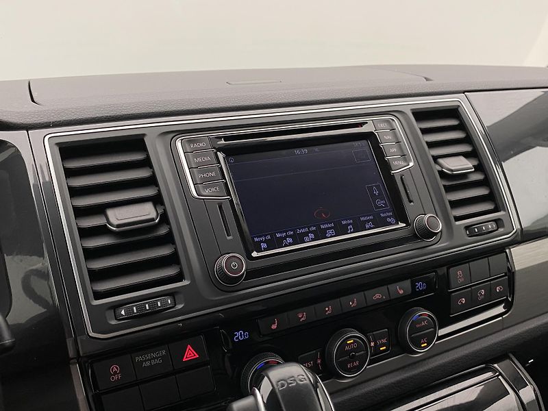 Volkswagen Multivan PANAMERICANA 2.0TDI DSG 7míst - fotka 8 z 45
