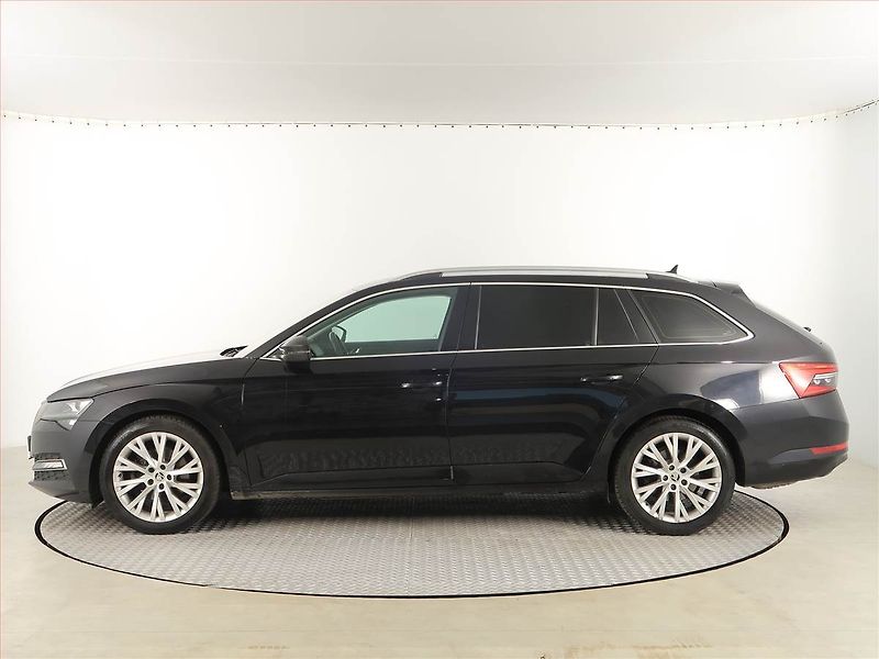Škoda Superb (2021) 2.0 TDI - fotka 3 z 20