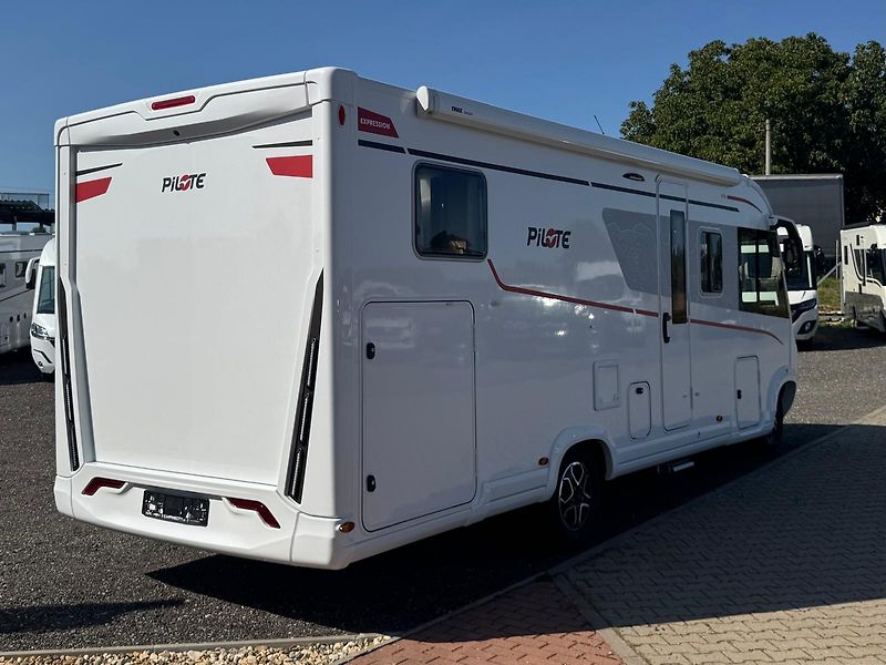 Pilote (2026) G740FGJ Expression - fotka 5 z 35