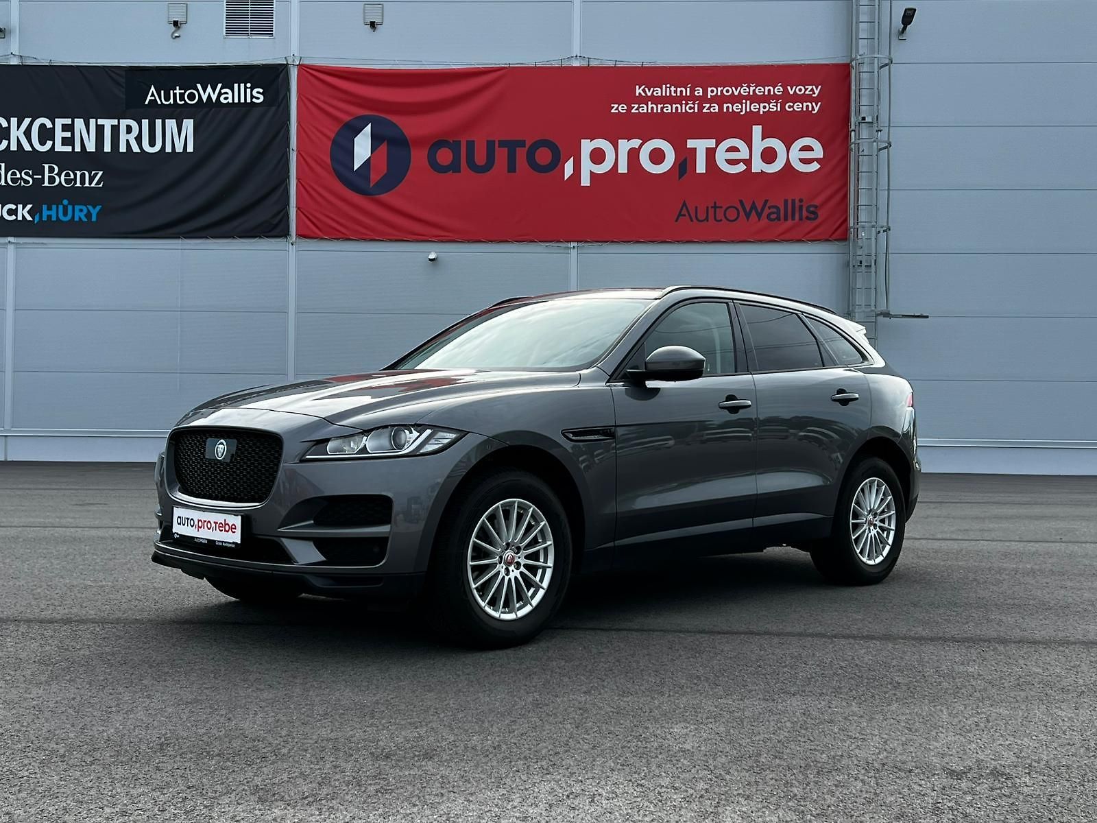 Jaguar F-Pace 20d Aut. Prestige AWD PANO TZ 