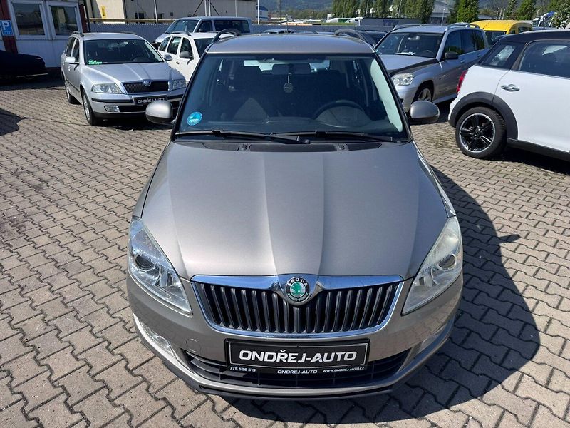Škoda Fabia (2010) 1,2 TSI 63 KW STK - fotka 8 z 50