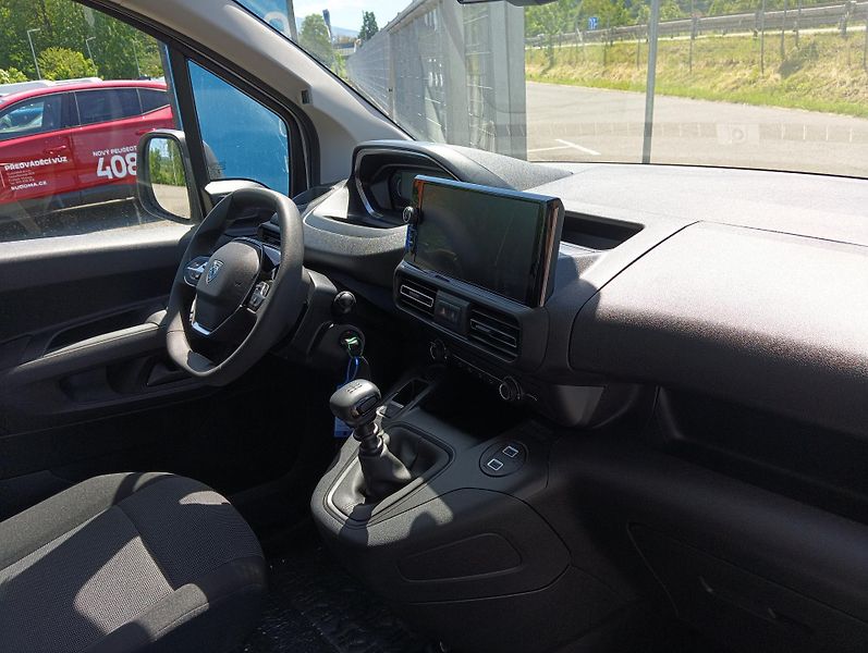 Peugeot Rifter (2026) ACTIVE Turbo 110 MAN6 N1 - fotka 11 z 18