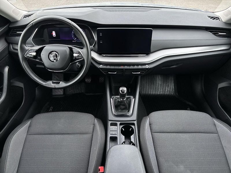 Škoda Octavia (2021) Combi 2.0 TDI Ambition+ - fotka 5 z 32