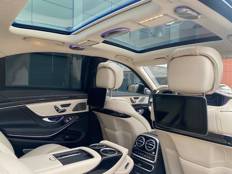 Mercedes-Benz Třídy S (2017) S63AMG MAX VÝBAVA-PLNÝ SERVIS - fotka 16 z 17