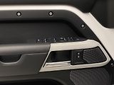 Land Rover Defender P400 X-DYNAMIC HSE AWD CZ - náhled 19